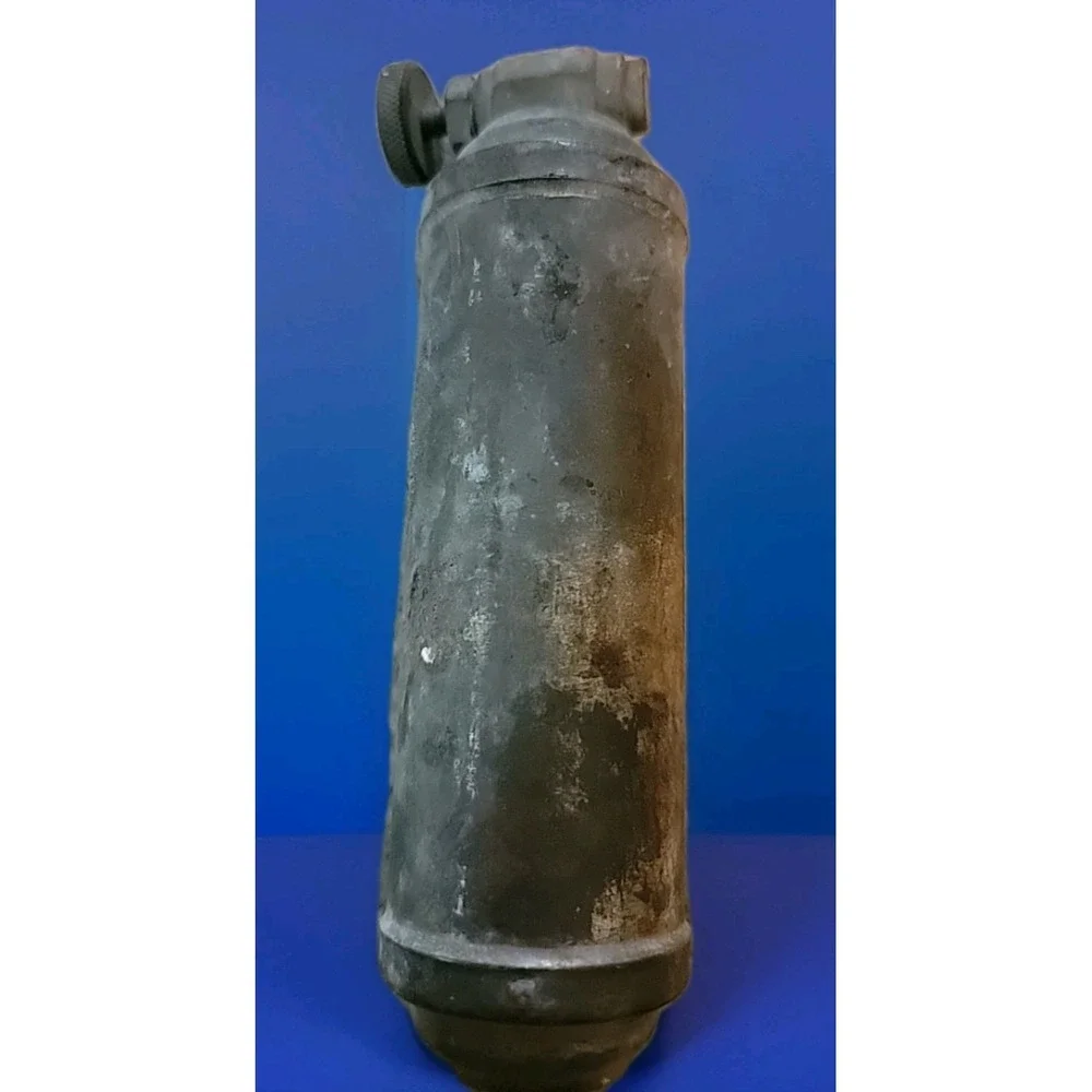 Presto Brass oil can description old